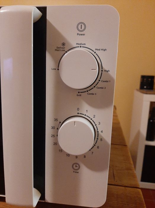 Micro ondas Becken 20L