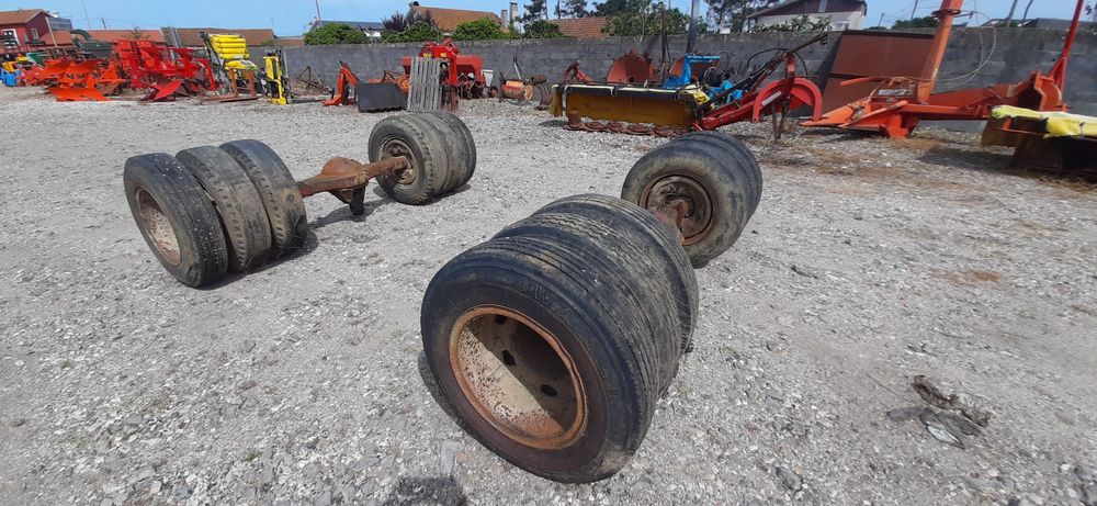 Conjunto de eixos reforçado