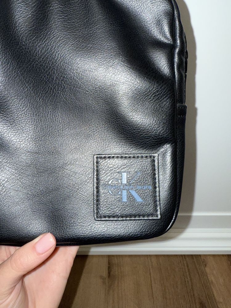 Calvin Klein Jeans  Мужская  сумка