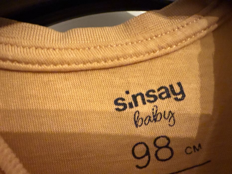 4 sztuki t-shirt dla dziewczynki Sinsay rozmiar 98