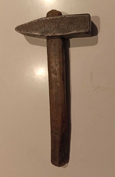 młotek drewniana rękojeść 25 cm – domowy warsztat stare narzędzia