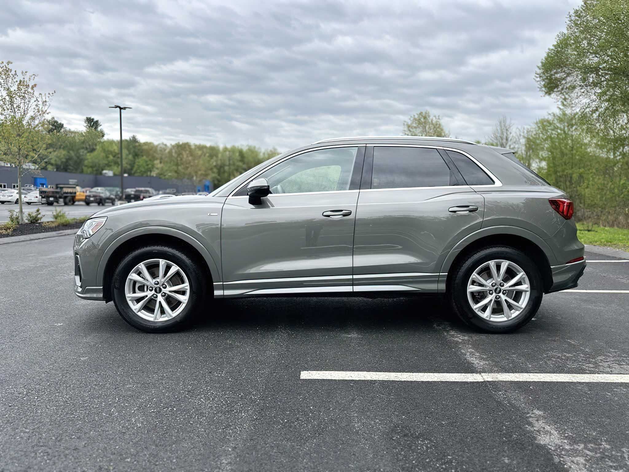 Audi Q3 Premium Plus 2021