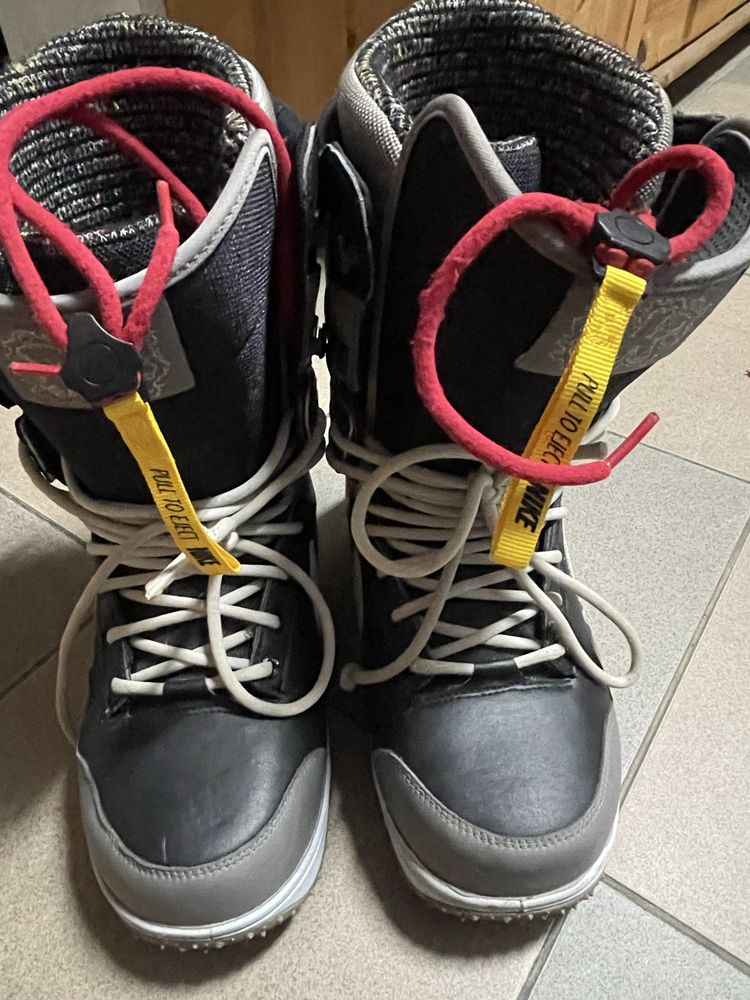 Buty Snowboardowe Nike SB Vapen Black 42