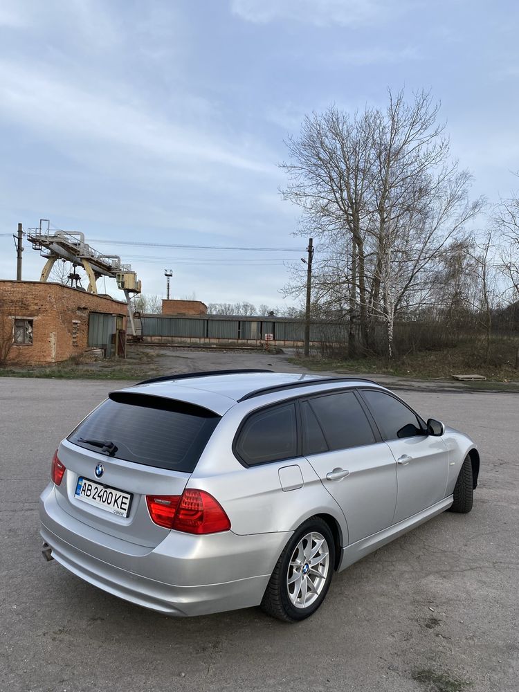 Продам BMW 3-series E91 2.0d