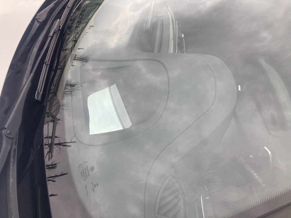 BMW 330E плагін гібрид