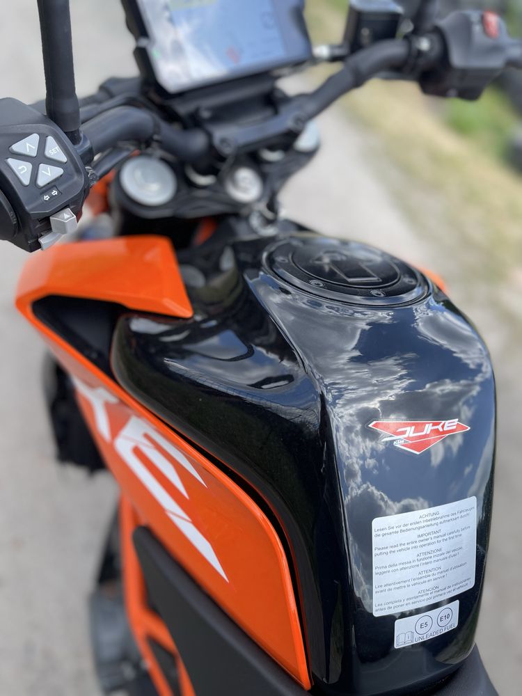 Duke 390/125 salon polska kat b 19r