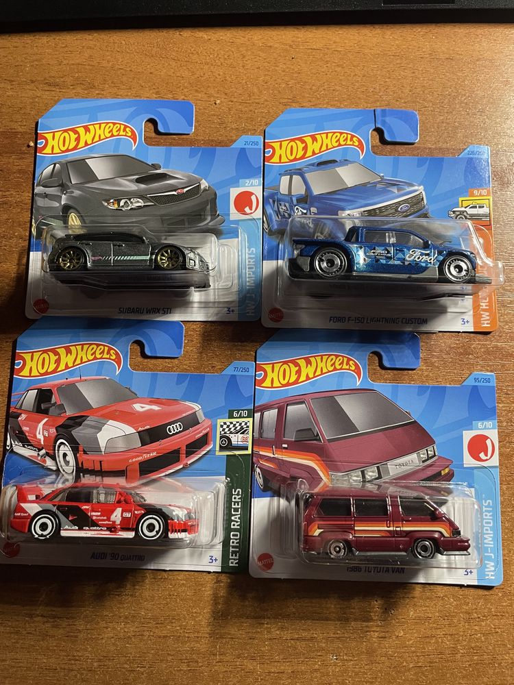 Модельки Hot Wheels