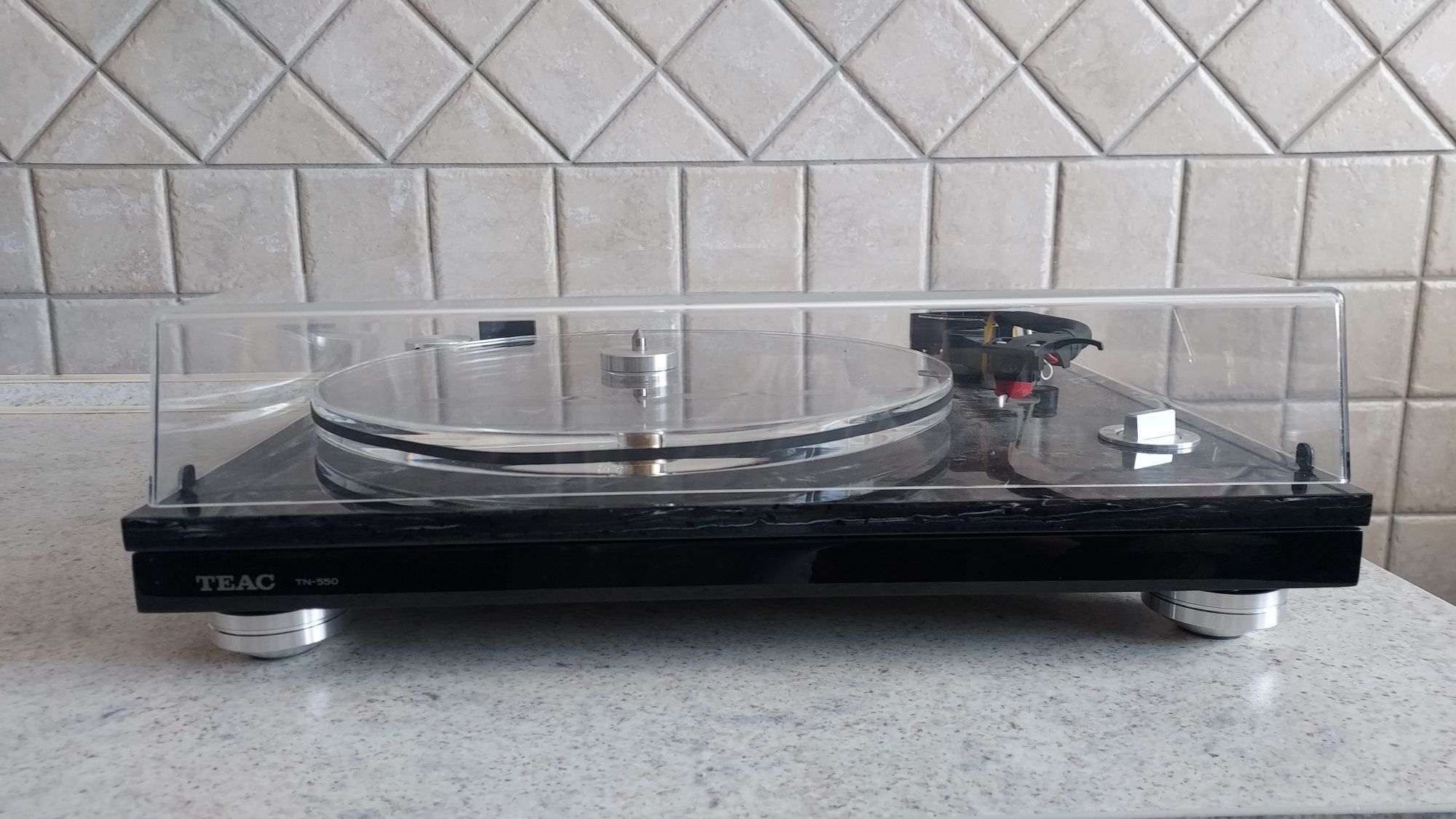 Gramofon Teac tn550