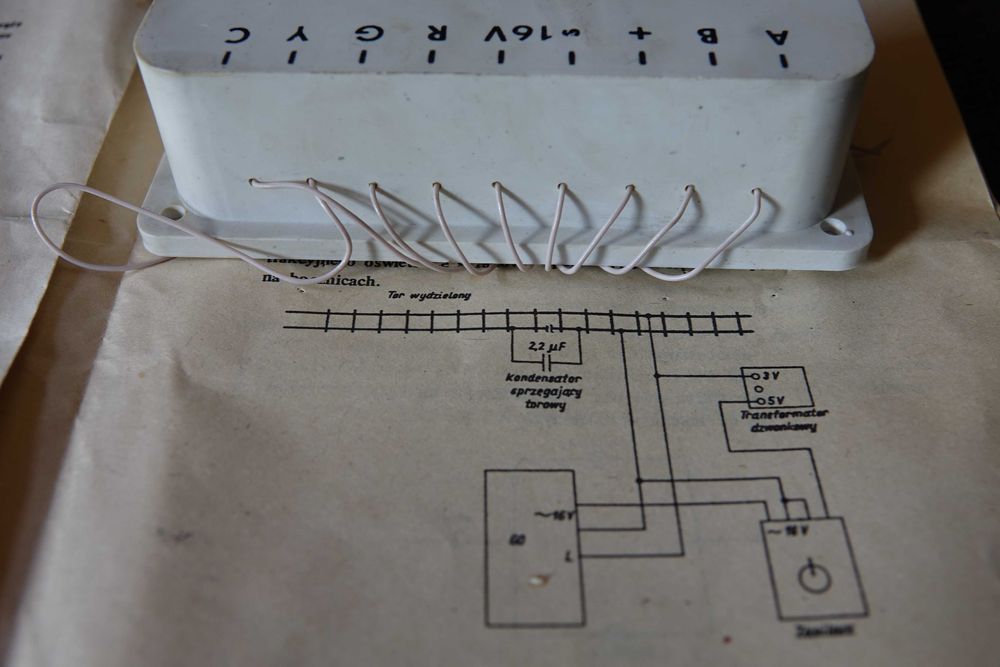Kolejka PIKO układ sterowania do kolejek
