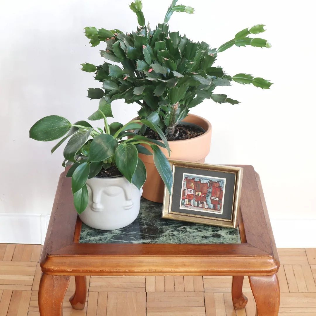 Drewniany stolik kwietnik marmurowy blat vintage retro art deco
