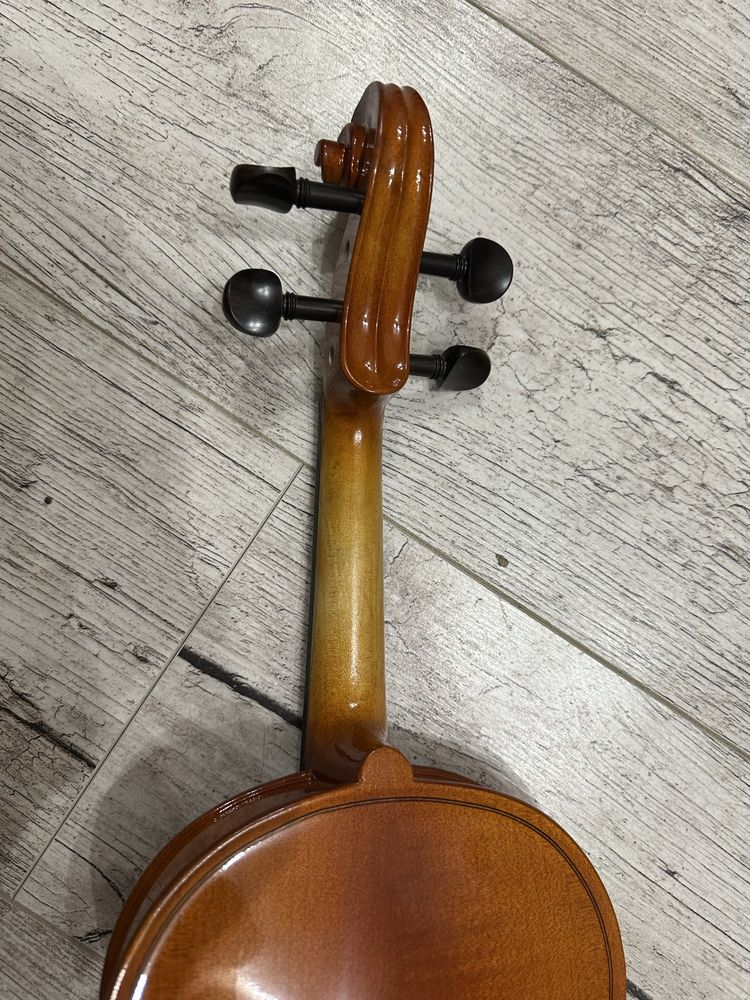 Скрипка Mendini By Cecilio Violin 4/4 MV400