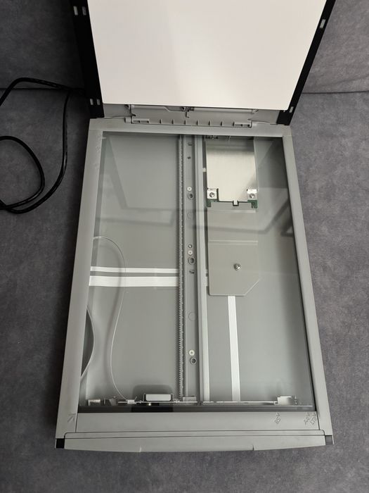 Skaner Canon Lide 200