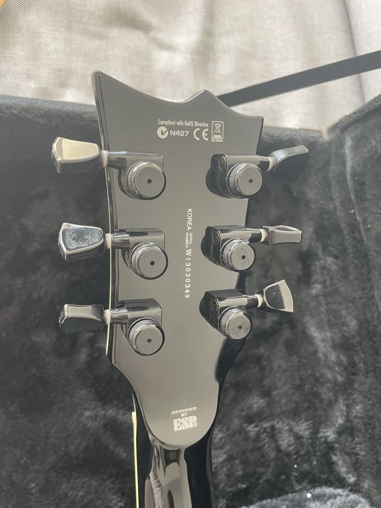 ESP LTD EC-1000 Black EMG com Case ESP