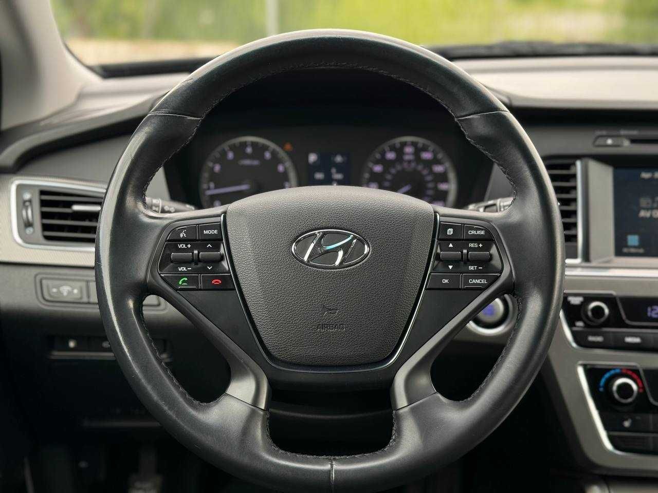 Hyundai Sonata 2015 рік, 2.4 бензин, автомат