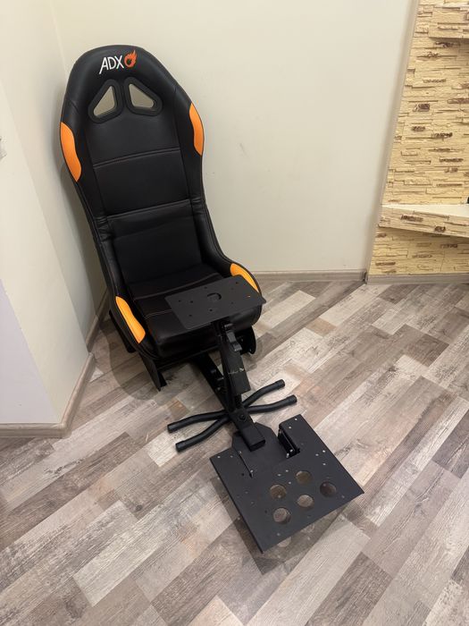 ADX Racing Seat з кріпленням для керма та педалей