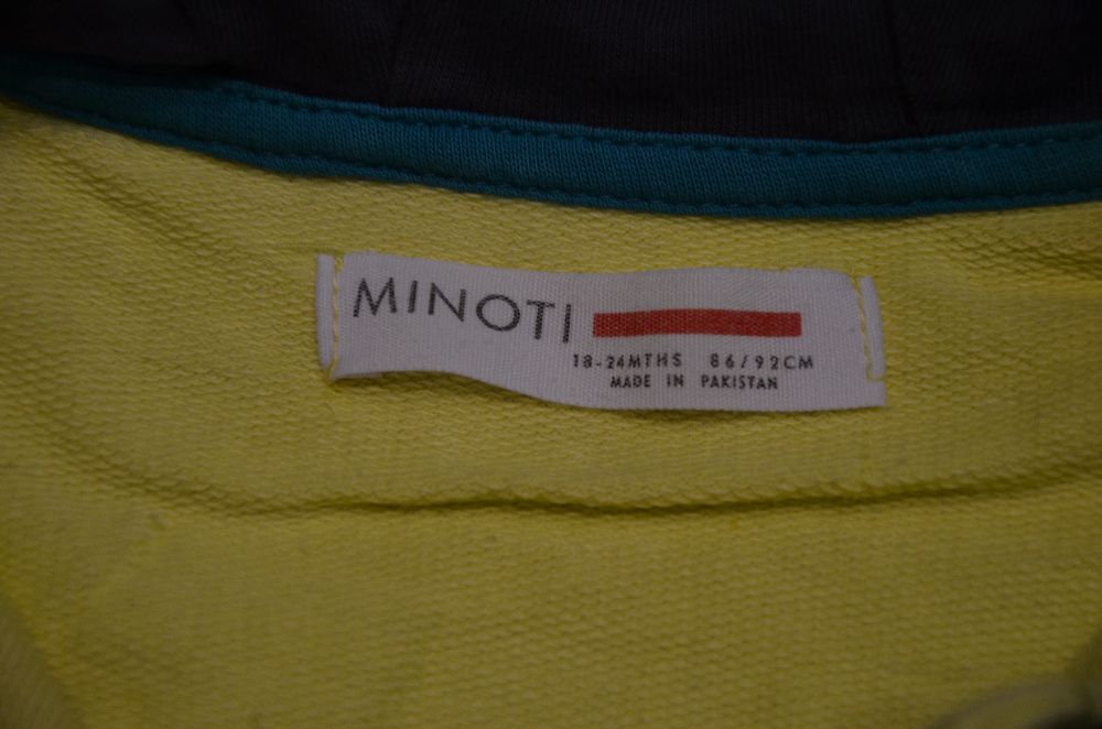Śliczna żółta bluza z kapturem MINOTI rozmiar 86/92 STAN IDEALNY!