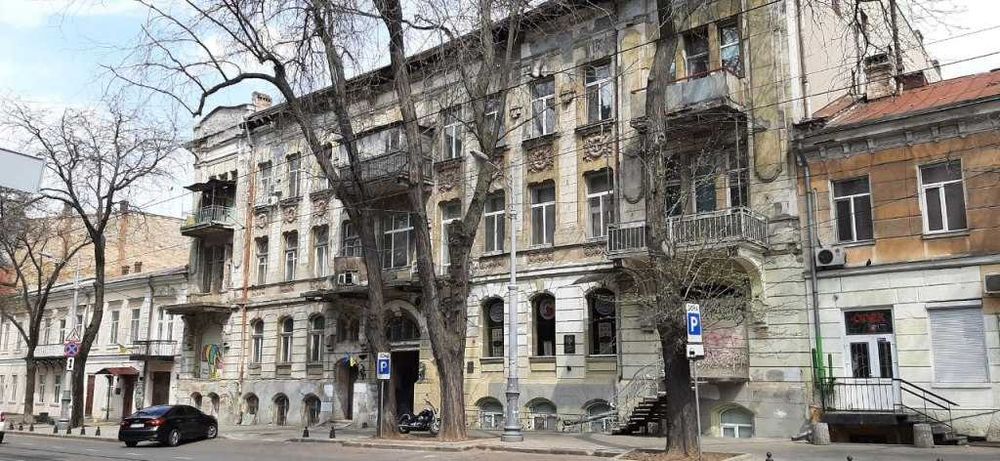 Сдам комнату с балконом в центре  на Преображенской /Горсад