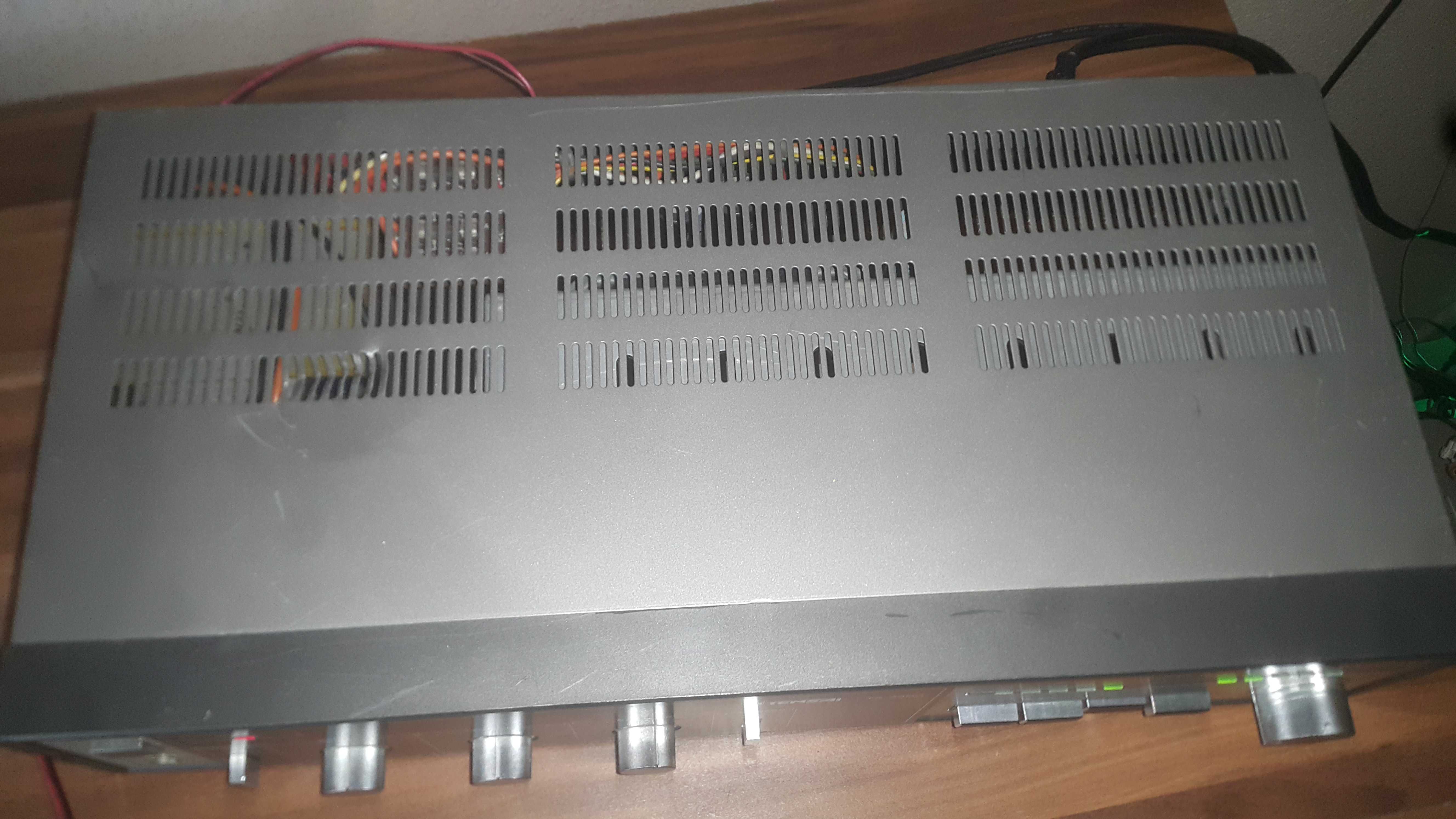 Dobrej Klasy stary wzmacniacz TENSAI TA-330 marka jak SANSUi z epoki