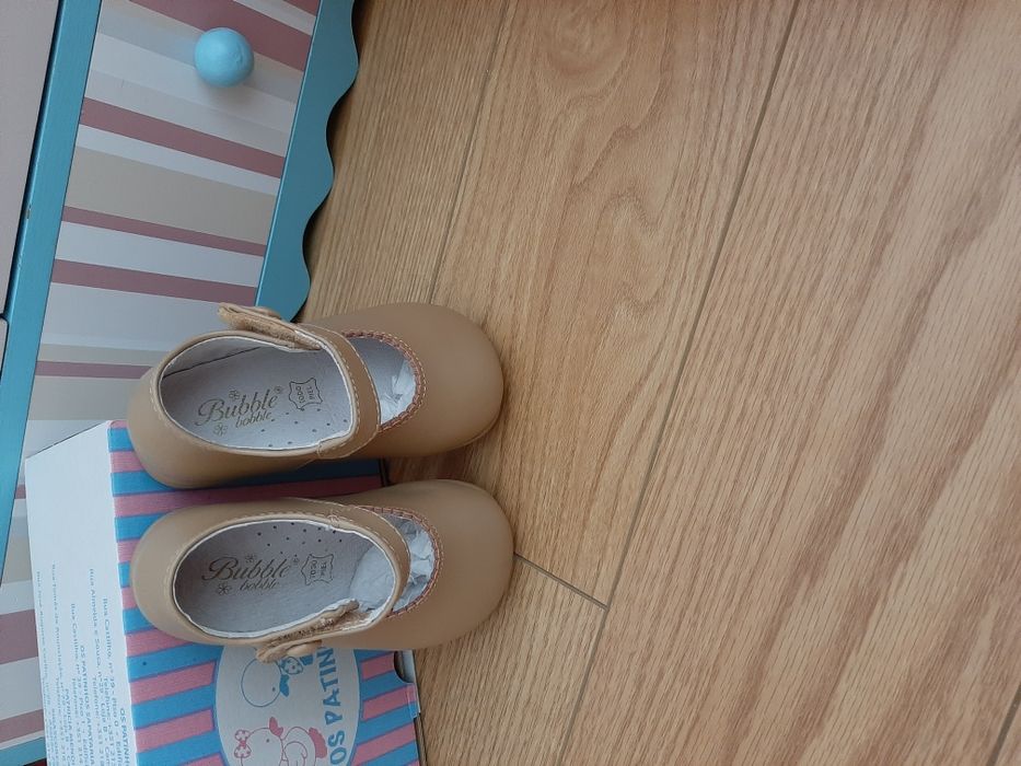 Merceditas menina patinhos