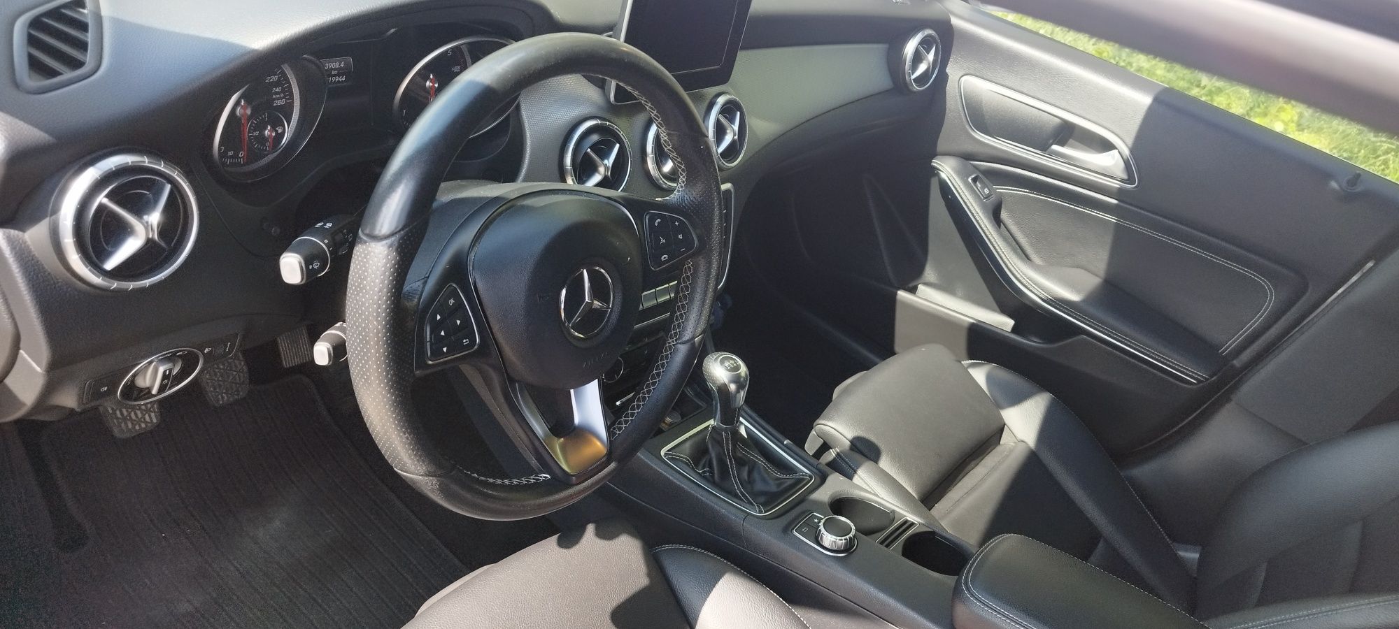 Mercedes CLA Shooting Brake 180CDI 1.5 Diesel 109KM   2017 Rok