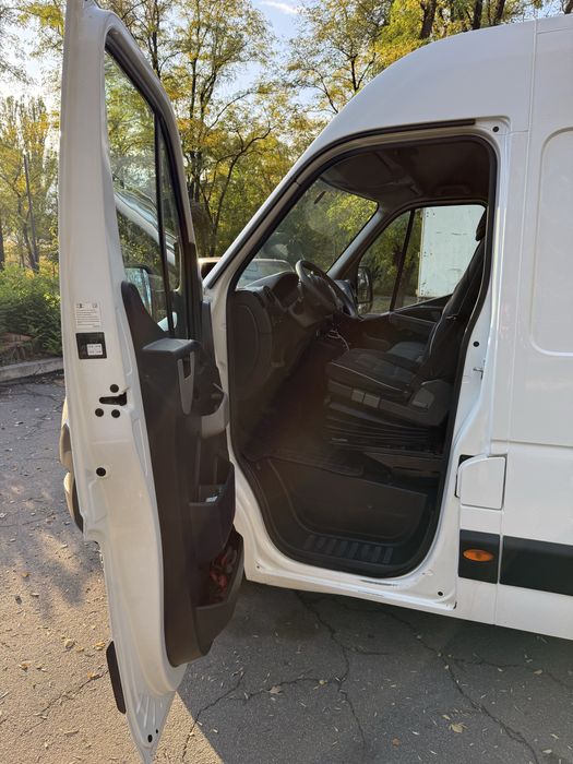 Продам Renault Master 2015