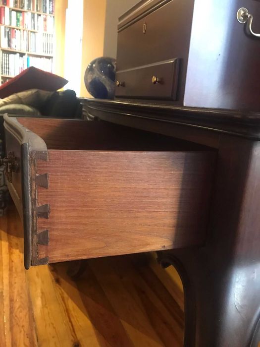 Mesa de Encostar em Madeira Maciça