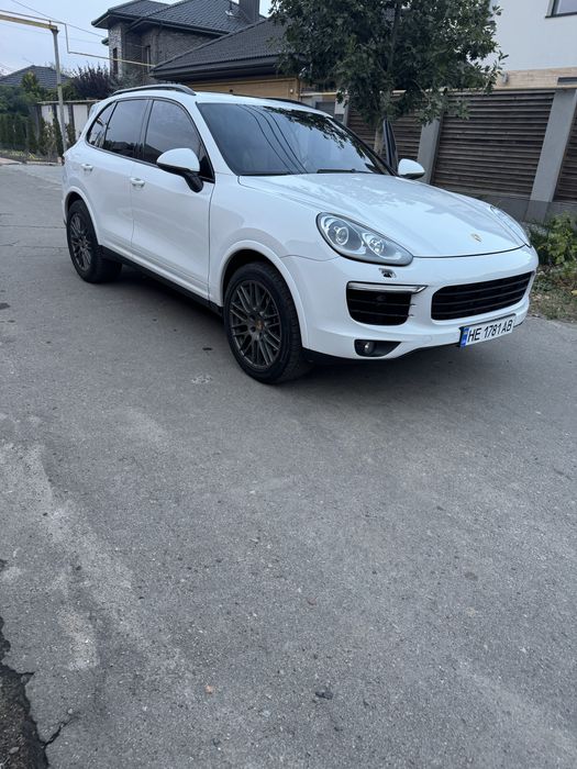 Продамм Porcshe Caenne Platinum Edition!