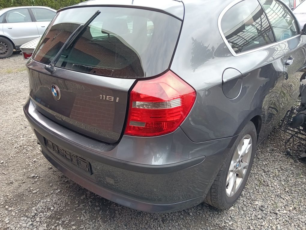 Kpl tył BMW E87 E81 SPARKLING GRAPHITE A22/ A22 klapa zderzak lampa