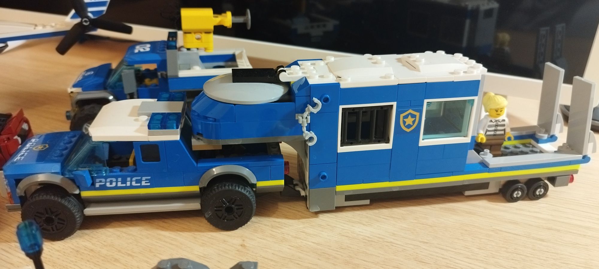 LEGO City Mega zestaw policji 60138+60315+60172+60136