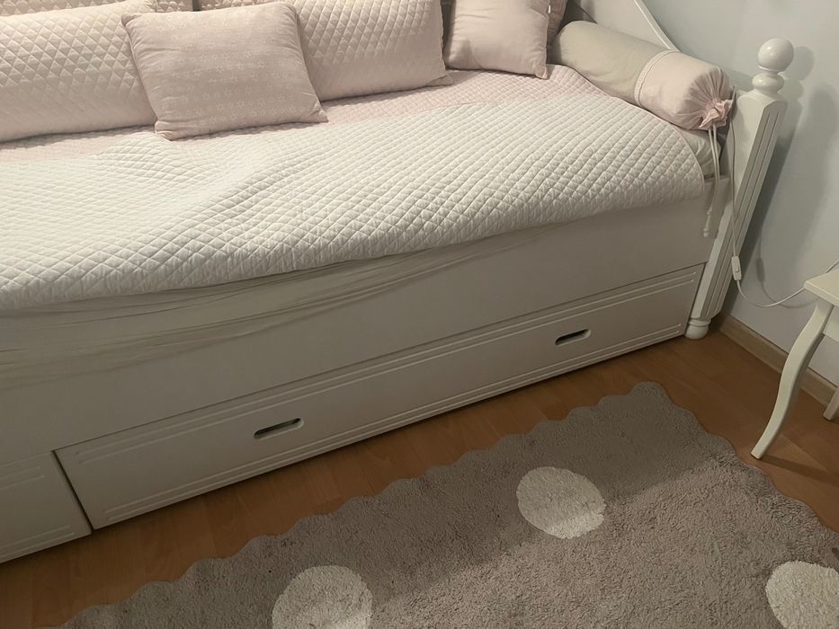 Łóżko dla dziewczynki Cinerella z wyposażeniem marki Caramella