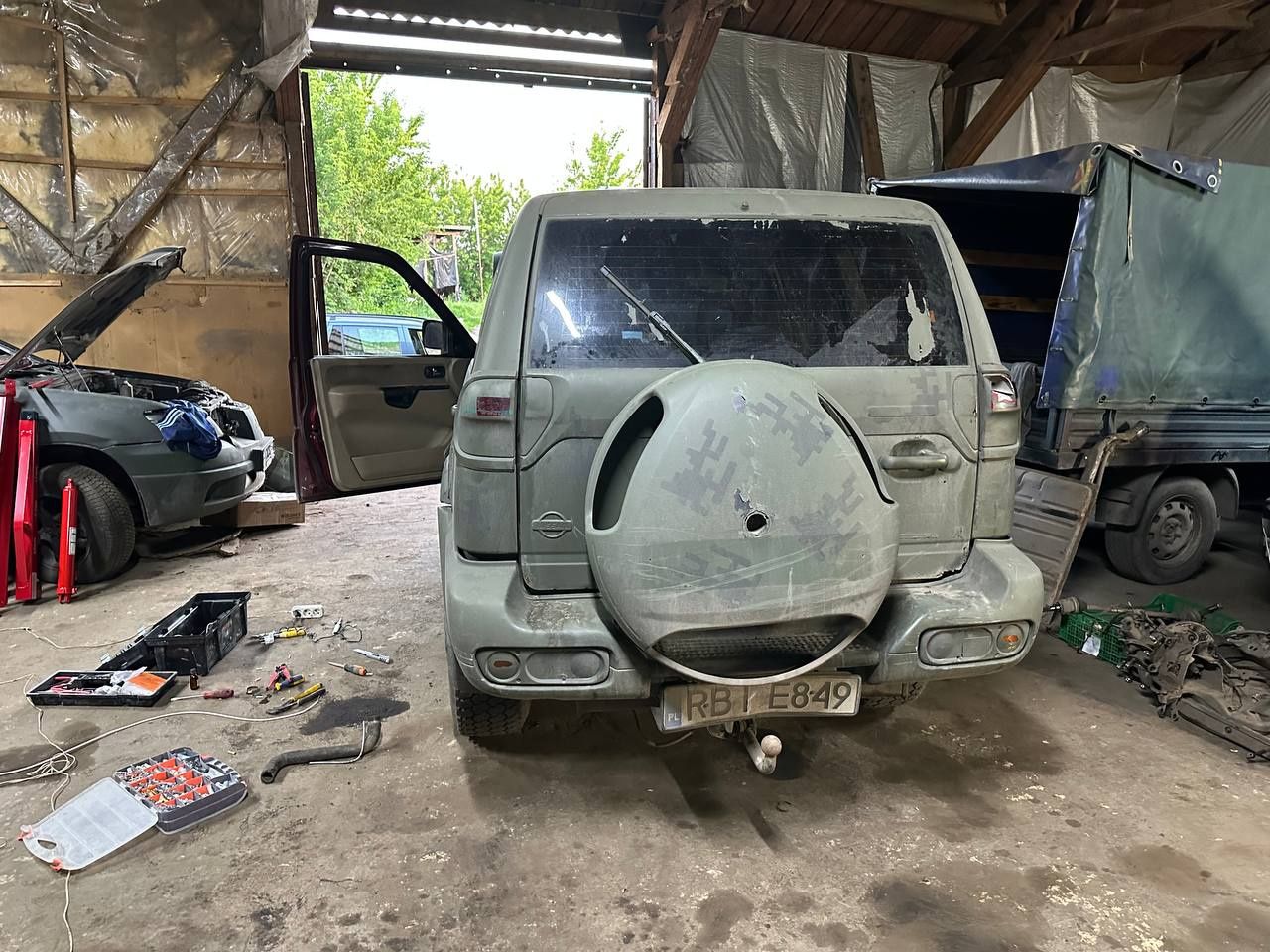 Разборка Nissan Terrano r20 3.0 (двигатель, АКПП) авторазборка Ниссан
