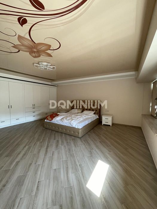 Продається 3 кімнатна квартира в м. Хуст