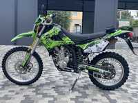 Продам мотоцикл Kawasaki KLX 250 SDF