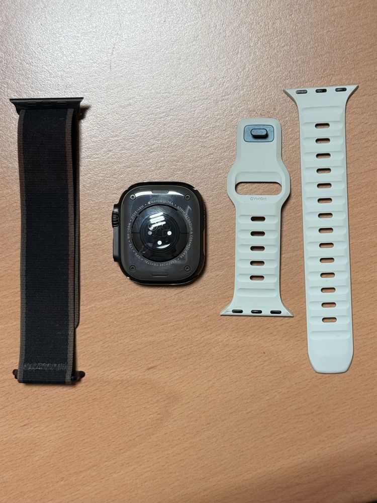 Apple Watch Ultra 2 GPS + Cellular,
