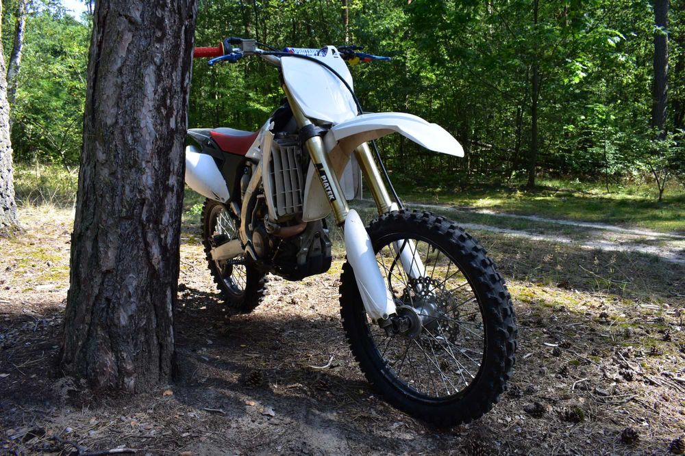 YAMAHA YZF 250 11r polecam