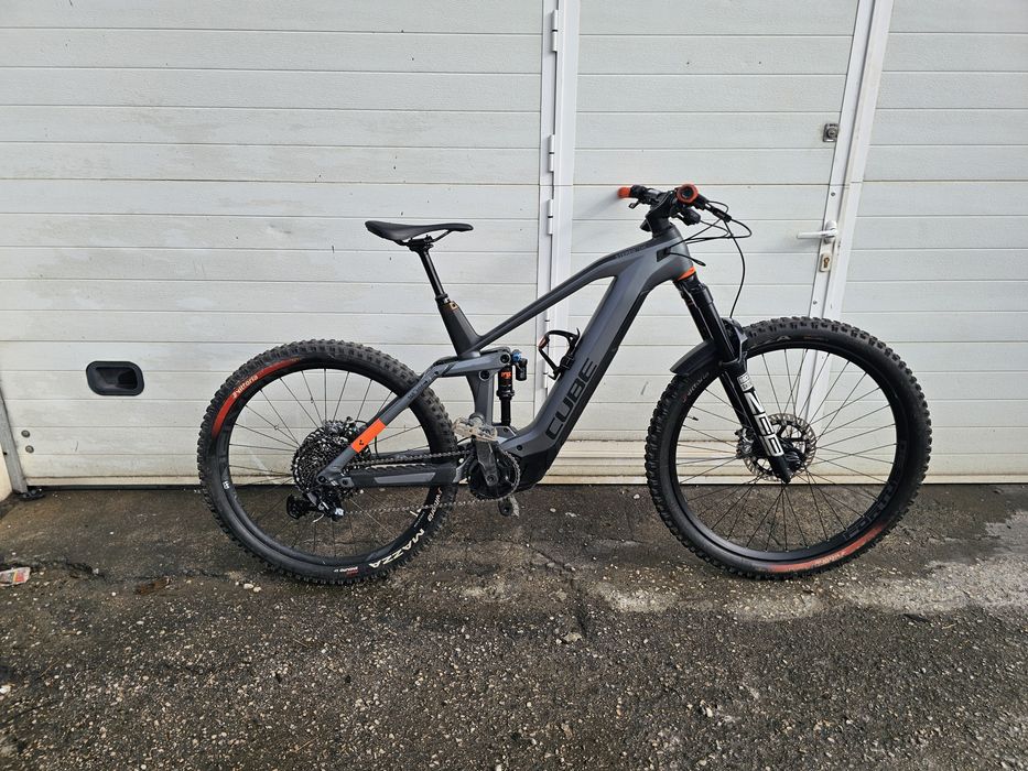 Vendo e-bike cube stereo 160 tm de 2021