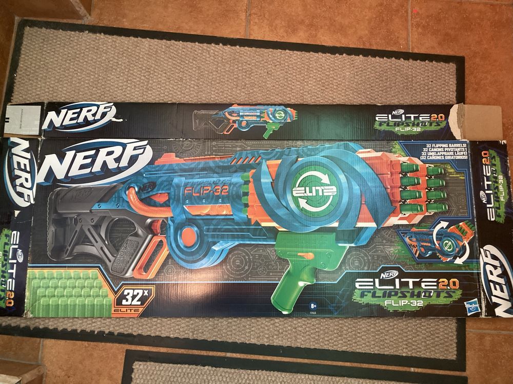 Найбільший Бластер Nerf Elite 2.0 Flipshots Flip 32