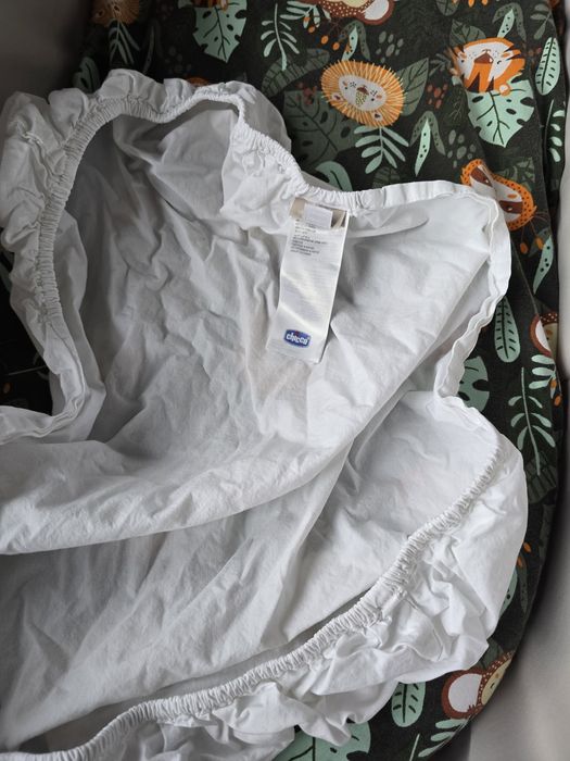 Chicco Baby Hug 4w1 - wielofunkcyjne łóżeczko