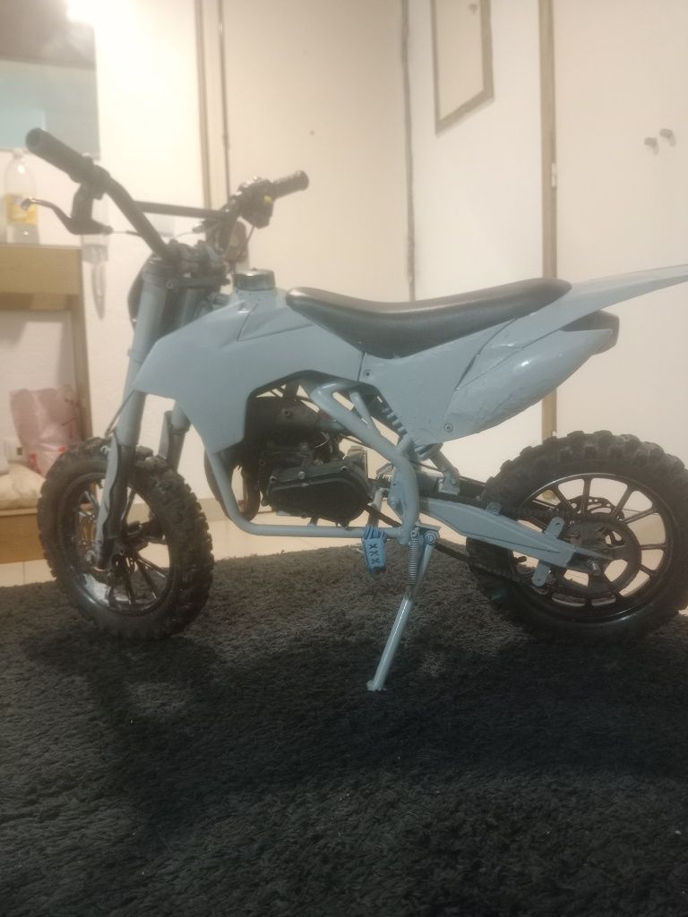 Mini mota  50cc vendo ou troco