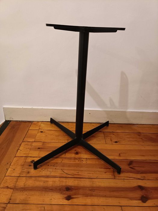 BASES DE MESA DA MARCA PEDRALI