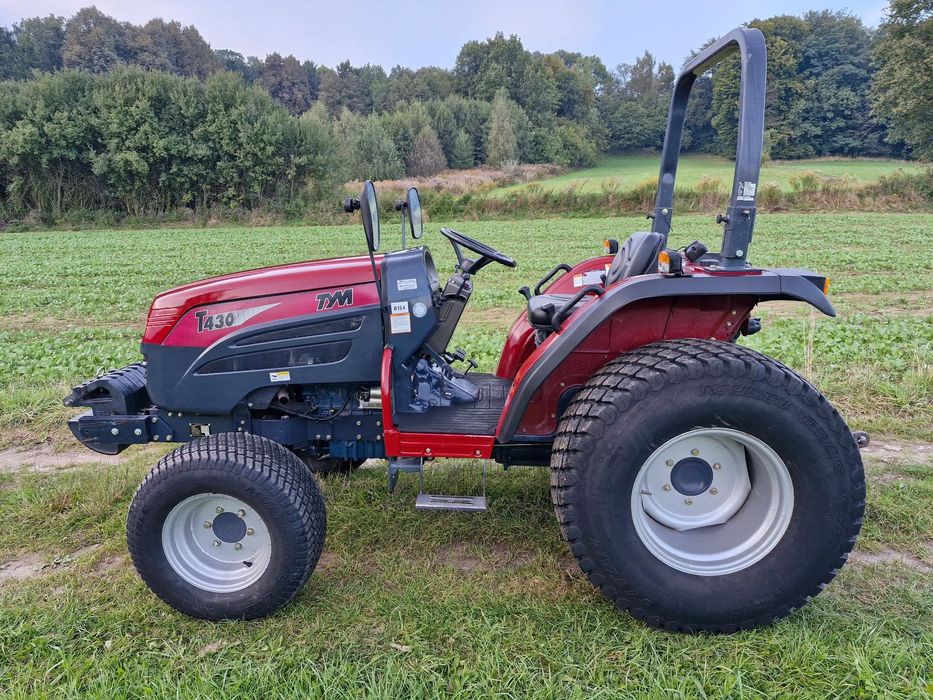 TYM t430  TRAKTOR TYM T430 4x4 KUBOTA 43km 1030mth JAK NOWY 16/16 mechaniczny