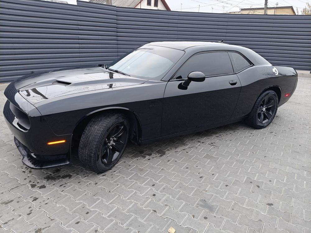 2016 Dodge challendger SXT