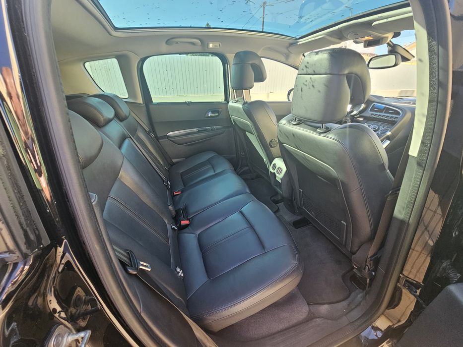 Pegueot 3008 Hybrid 200 Cv