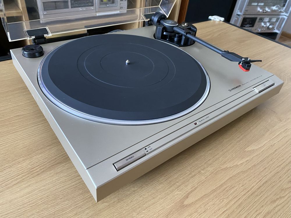 Gramofon Pioneer PL-6