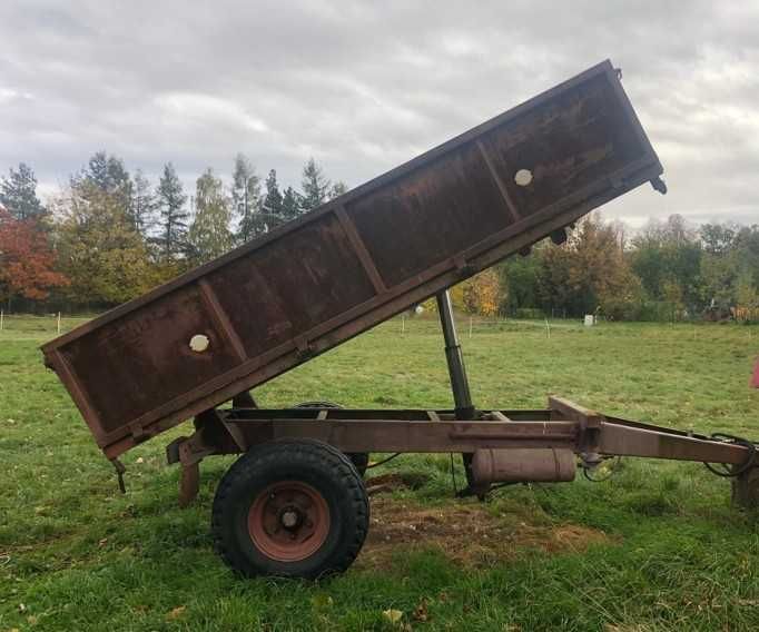 Przyczepa rolnicza solidna, kiper, podnoszona burta