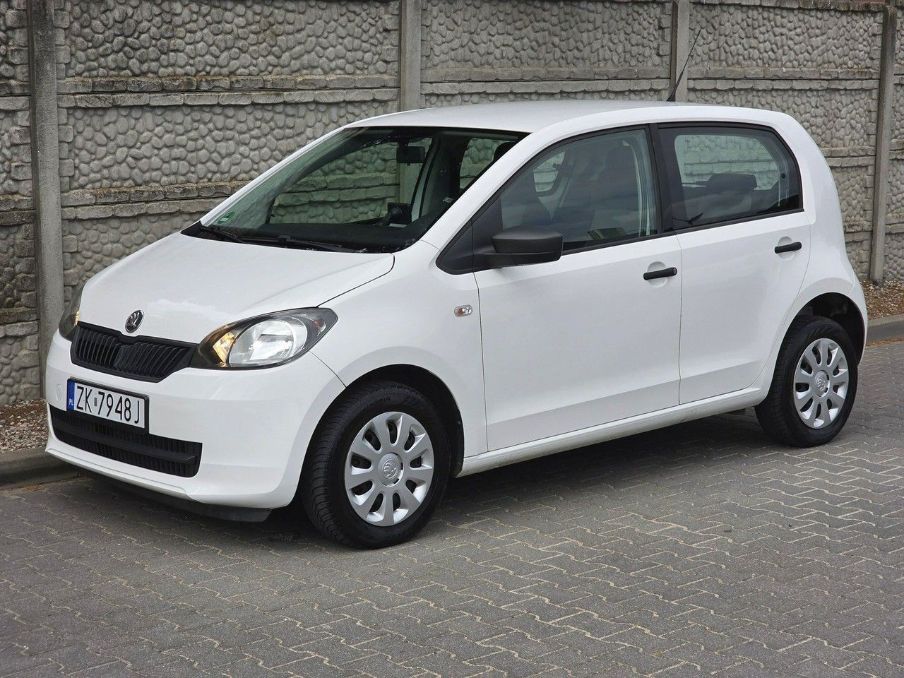 Skoda Citigo 1.0 MPI 68KM*KLIMA*Nawigacja*5 Drzwi* Zarejestrowana*Stan BDB