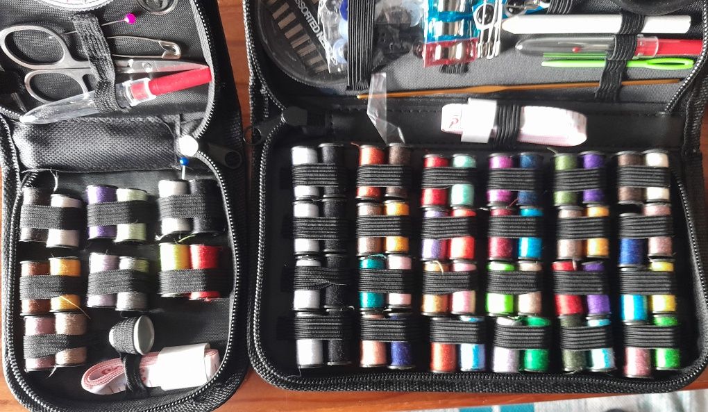 Utensílios de costura novos para pequenos arranjos