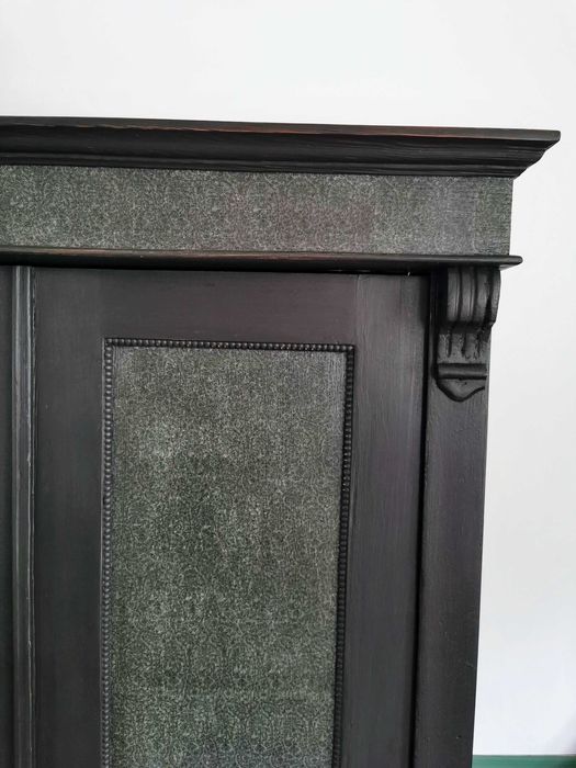 Unikatowa szafa antyczna po stylizacji. Grafit z zielenią. Loft/Boho