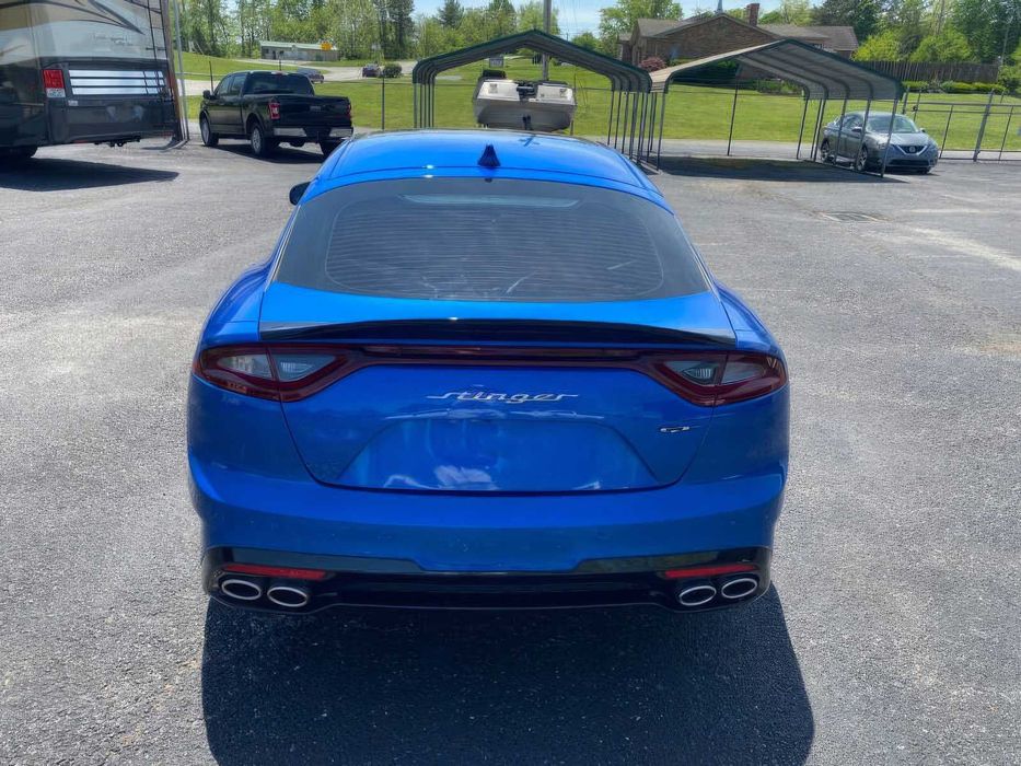 Kia Stinger GT2      2020