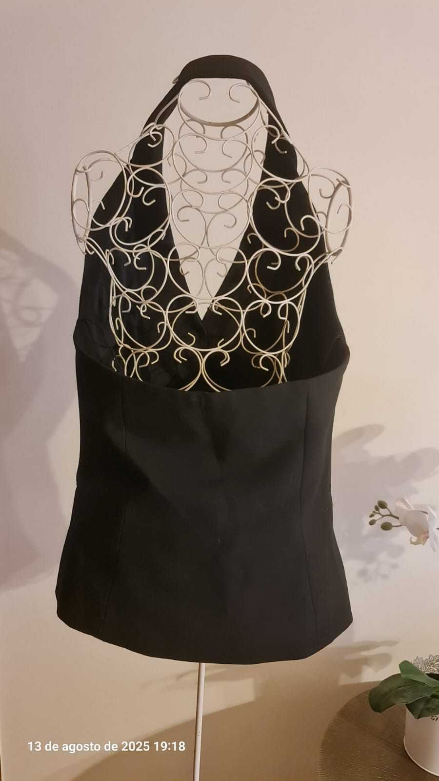 FARO Vendo Vários Blazers  - Usados uma única vez